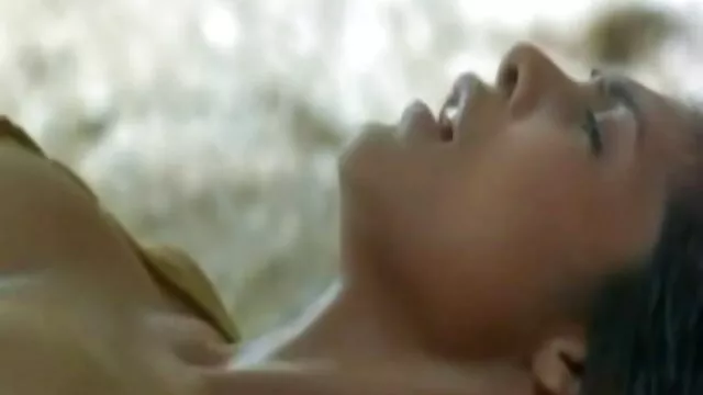 Buxom સોનેરી વેશ્યા તેના ગુલાબી pussy નહીં ઓપન બીપી સેક્સ મિશનરી સ્થિતિમાં fucked
