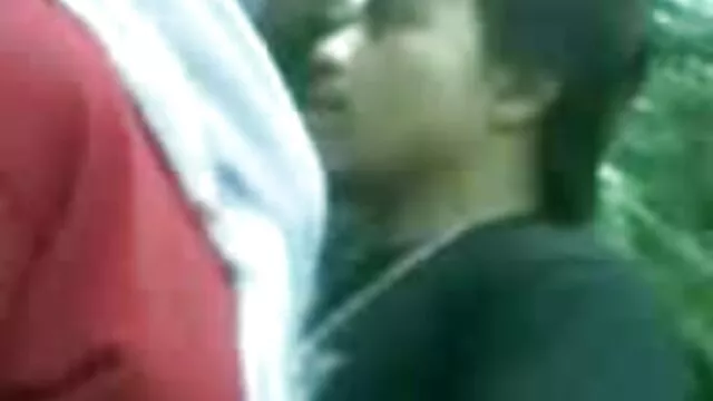 મોટા boobs સાથે સુંદર શ્યામા ડોગી સ્થિતિમાં fucked સેક્સ બીપી વીડીયો ગુજરાતી નહીં